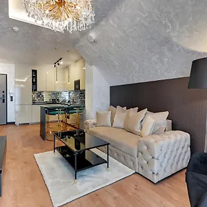 Granaria Deluxe & Riverside By Downtown Apartament