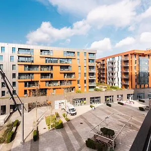 Flatbook - Center Brabank With Parking Apartament